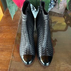 Chanel Leather Patent Boots EU 40